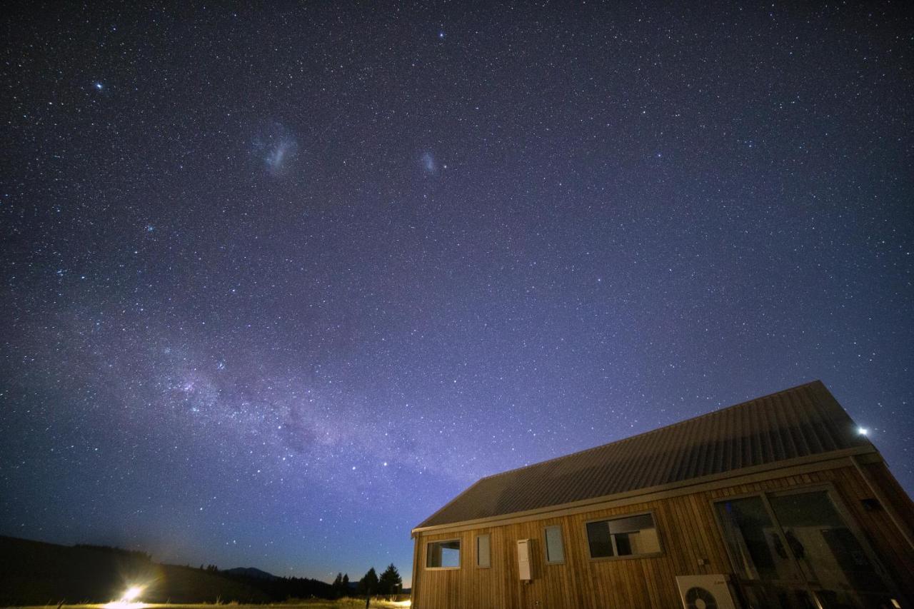 Skyrim Lodge Lake Tekapo Exteriör bild