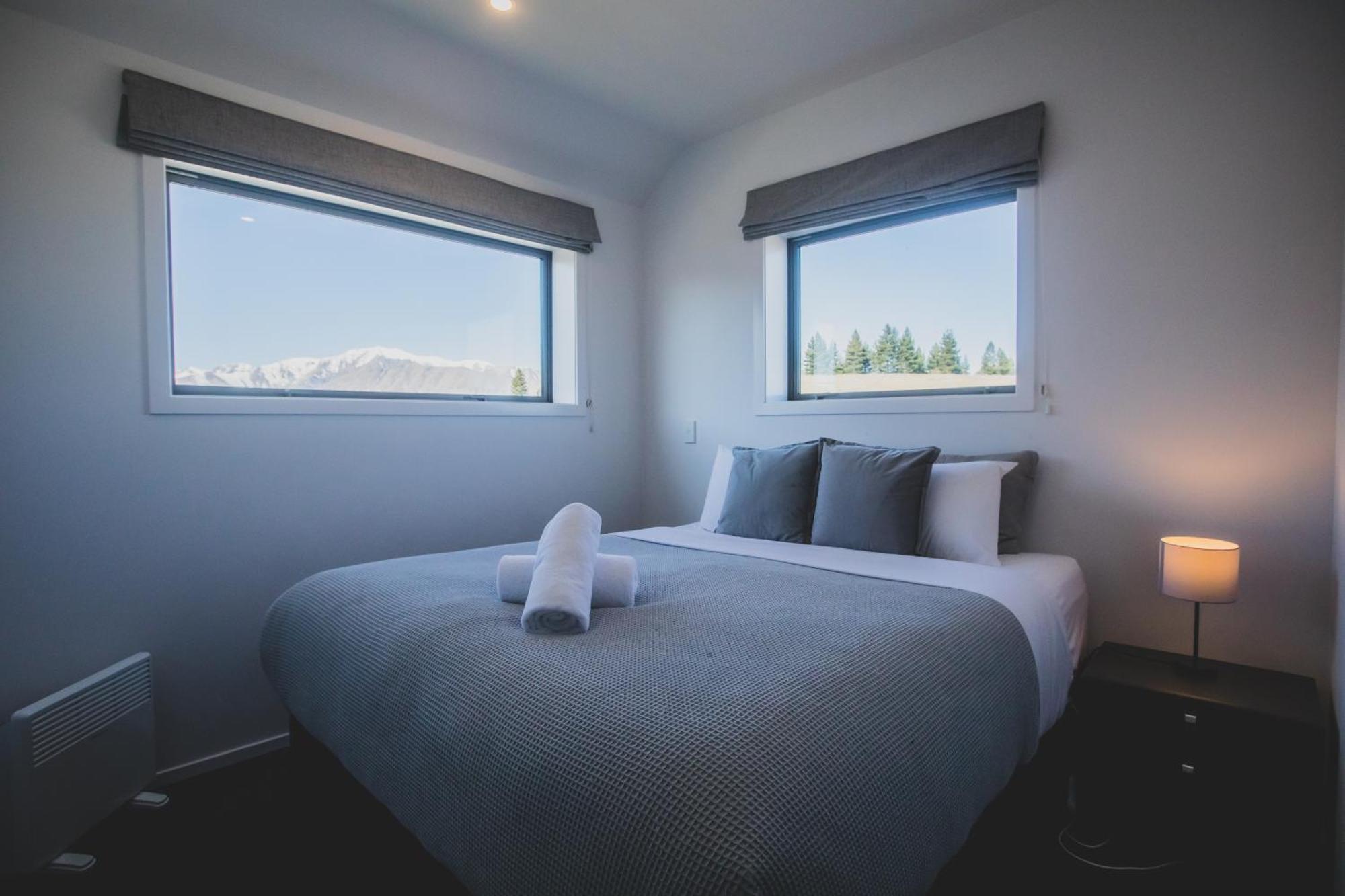 Skyrim Lodge Lake Tekapo Exteriör bild